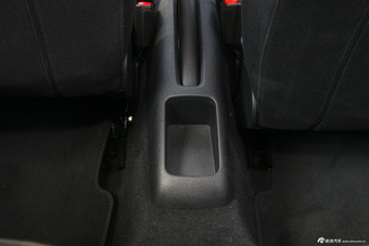 2014款奥迪A1 1.4T自动30TFSI sportback时尚型