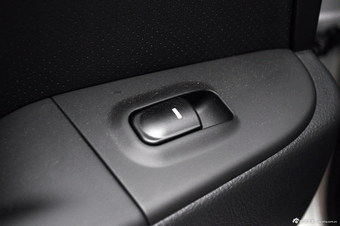 2011款悦动1.6L手动舒适型