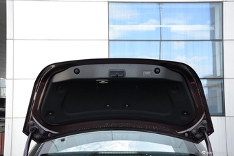 2016款捷豹XJL 2.0T自动两驱典雅商务版