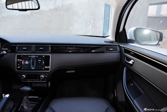 2015款观致3都市SUV 1.6T自动炫动派