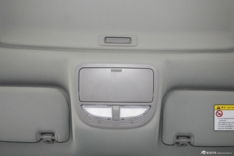 2015款吉利新帝豪三厢1.5L手动向上版