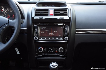 2015款哈弗H5智尊版4G63 2.0T手动两驱精英版