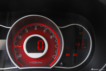 2014款力帆X50 1.5L手动豪华型