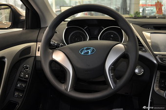 2013款朗动1.6L自动领先型