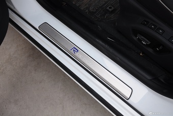 2015款沃尔沃V60 2.0T T5智雅个性运动版