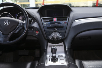 2012款讴歌ZDX 3.7L自动标准版