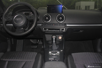 2015款 Sportback 45 TFSI S line 运动型