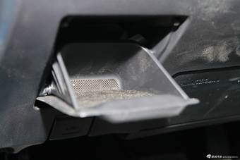 2013款锐志2.5V自动菁锐版