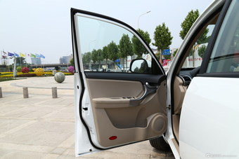 2014款瑞虎3 1.6L手动风尚型