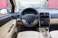 2015款绅宝D20两厢1.5L手动乐天版