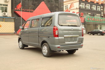 2014款启腾M70 1.2L进取型