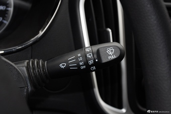 2015款 宝骏560 1.8L手动舒适型