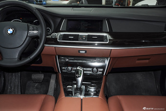 2014款宝马5系GT 528i 2.0T自动领先型