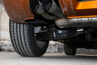 2015款奥迪Q3 35TFSI舒适型