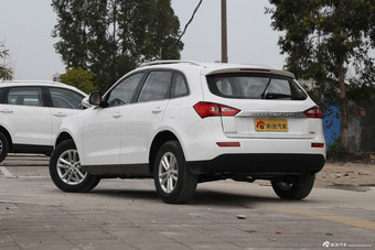 2015款众泰T600 1.5T手动精英型