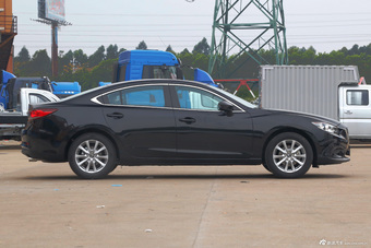 2015款阿特兹2.0L自动蓝天豪华版