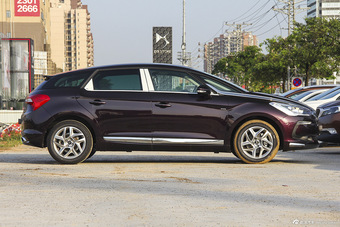 2015款DS 5 1.6T自动雅致版THP160