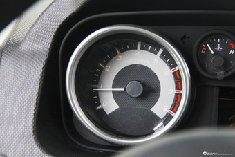 2015款中兴GX3 1.5L手动精英版