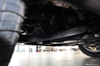 2013款朗动1.6L自动尊贵型