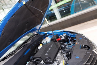 2014款宝骏610自动豪华型