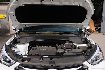 2015款全新胜达2.4L自动两驱GLS