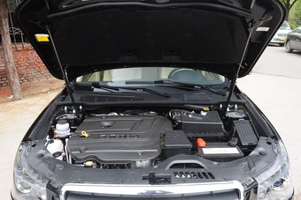 2015款吉利EC8 2.0L自动精英型