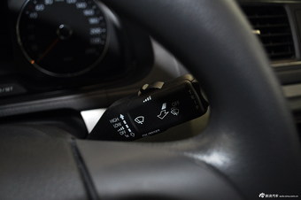 2013款朗逸1.4TSI DSG舒适版