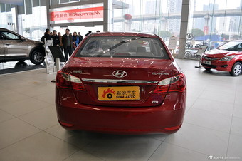 2011款悦动1.6L自动豪华型