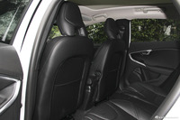 2016款沃尔沃V40 1.5T自动 T3 智逸版