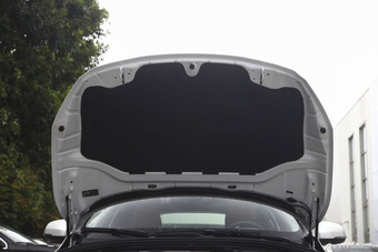 2015款沃尔沃V60 2.0T自动 T5智雅版