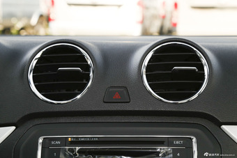 2015款捷达质惠版1.6L自动舒适型