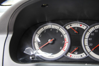 2015款利亚纳A6 1.4L手动两厢畅想型