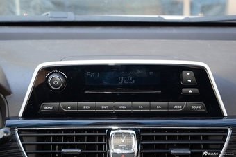 2016款宝骏630 1.5L手动舒适型