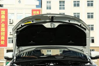 2015款比亚迪S7升级版2.0T自动旗舰型