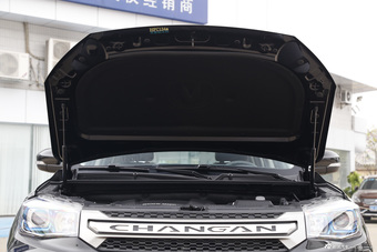 2014款长安CS75 2.0L手动豪华型国5