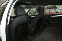 2015款奥迪A4L 45TFSIquattro个性运动型