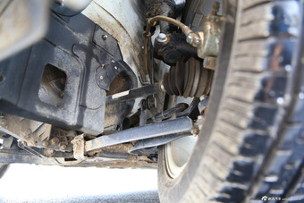 2014款中华H530 1.6L手动豪华型