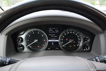 2016款兰德酷路泽4.6L自动VX-R