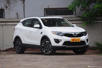 2015款DX7 1.5T手动尊贵型