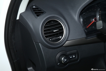 2014款荣威350 1.5L手动迅捷版