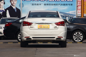 2015款海马福美来1.5T自动品尚型