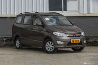 2014款五菱宏光S 1.2L 手动标准型