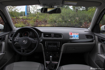 2013款朗行1.6L自动豪华型图片