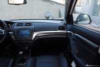 2015款绅宝X65 2.0T手动豪华型