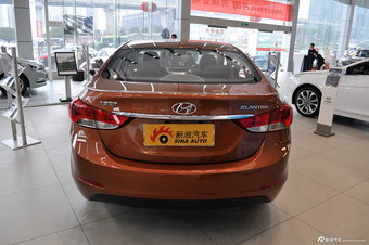 2013款朗动1.6L自动尊贵型