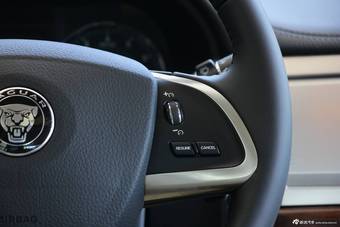 2015款捷豹XF 2.0T风华版到店实拍