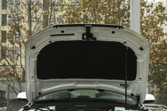 2015款奥迪A4L 45TFSIquattro个性运动型