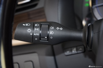 2016款雷克萨斯GS 2.5L自动300h豪华版