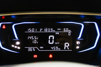 2016款芝麻E30 纯电动版