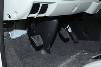 2013款金杯新海狮2.2L豪华型V22